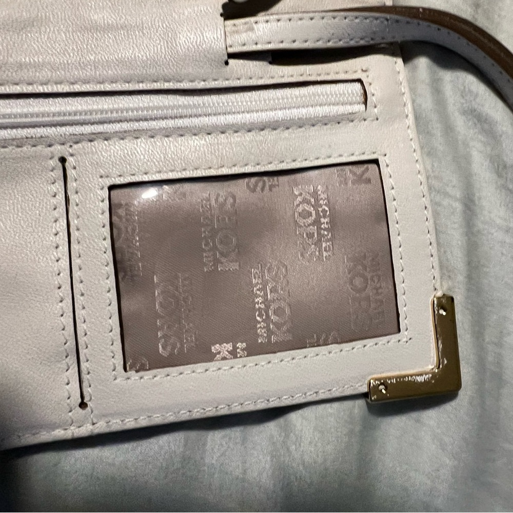 Michael Kors Cream leather wristlet